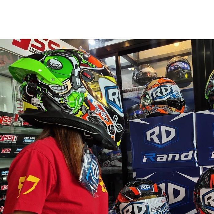 8.หมวกกันน็อค RD Random รุ่น CZR ลาย5 สีส้มลายยักษ์* แถมMASK+ชิวปรอทฟรีๆ