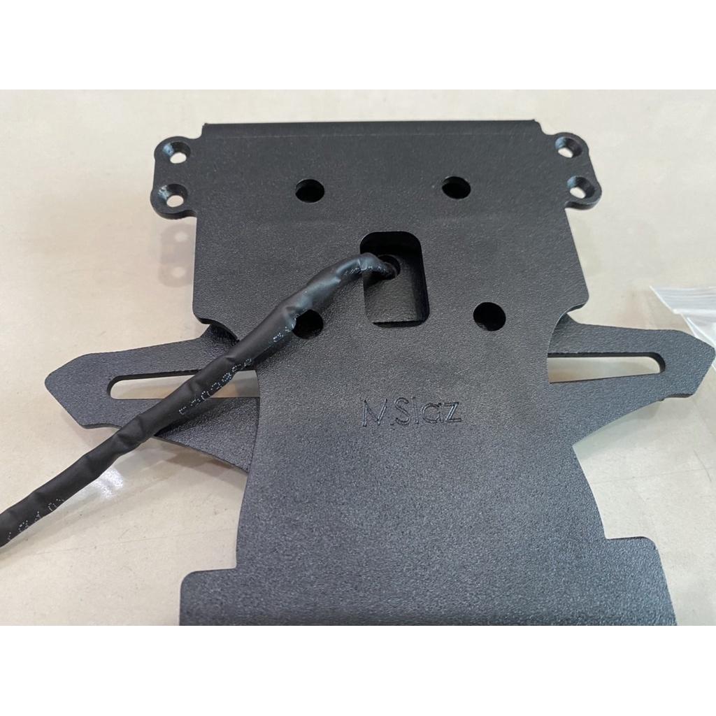 130.ท้ายสั้นแม่เหล็กพับได้ แบบมีไฟส่องป้ายทะเบียน รุ่น  M-SLAZ / sevenspeed