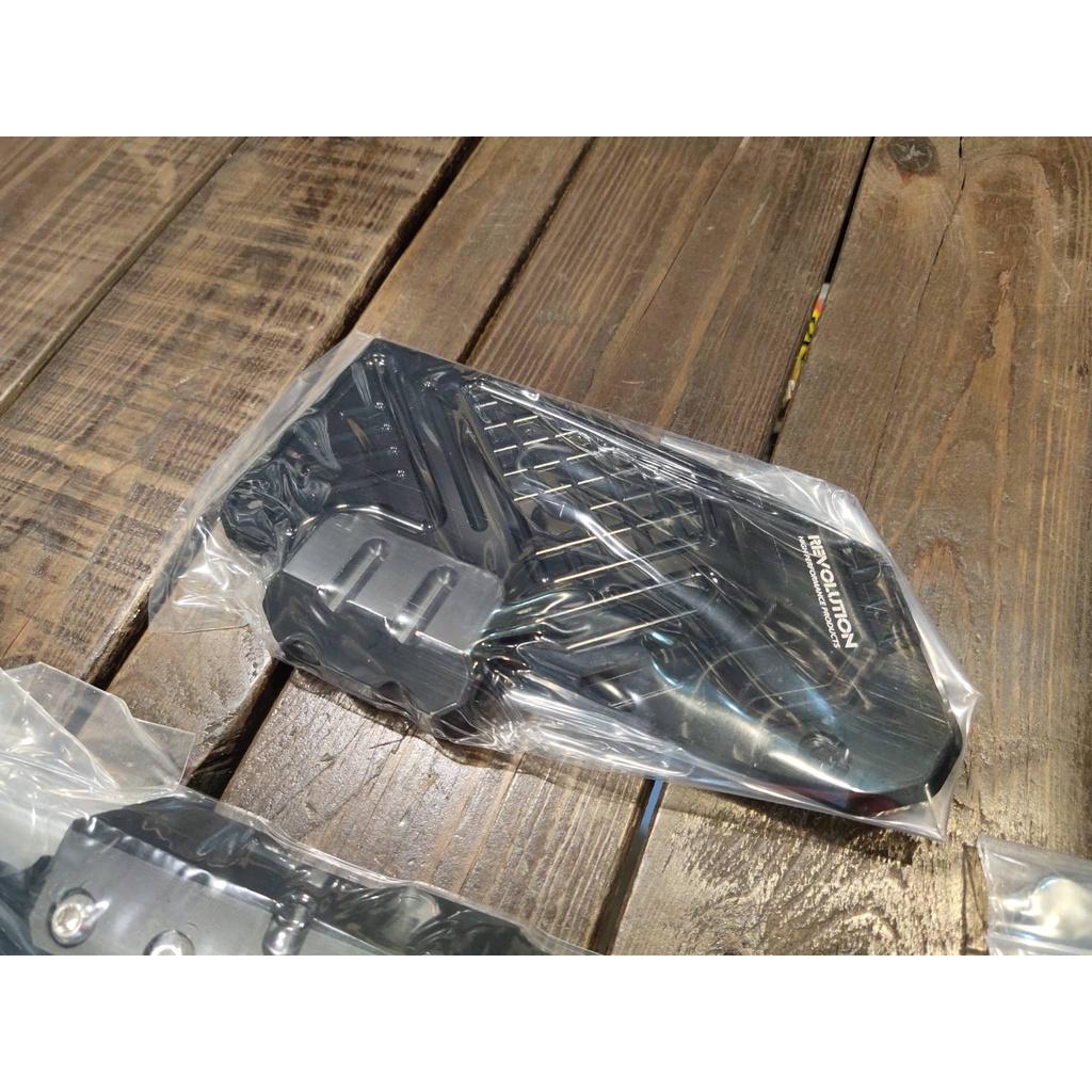 แผ่นรองพื้น สแตนเลส+มีเนียม CNC V.2 Forza300-350  งาน REVOLUTION