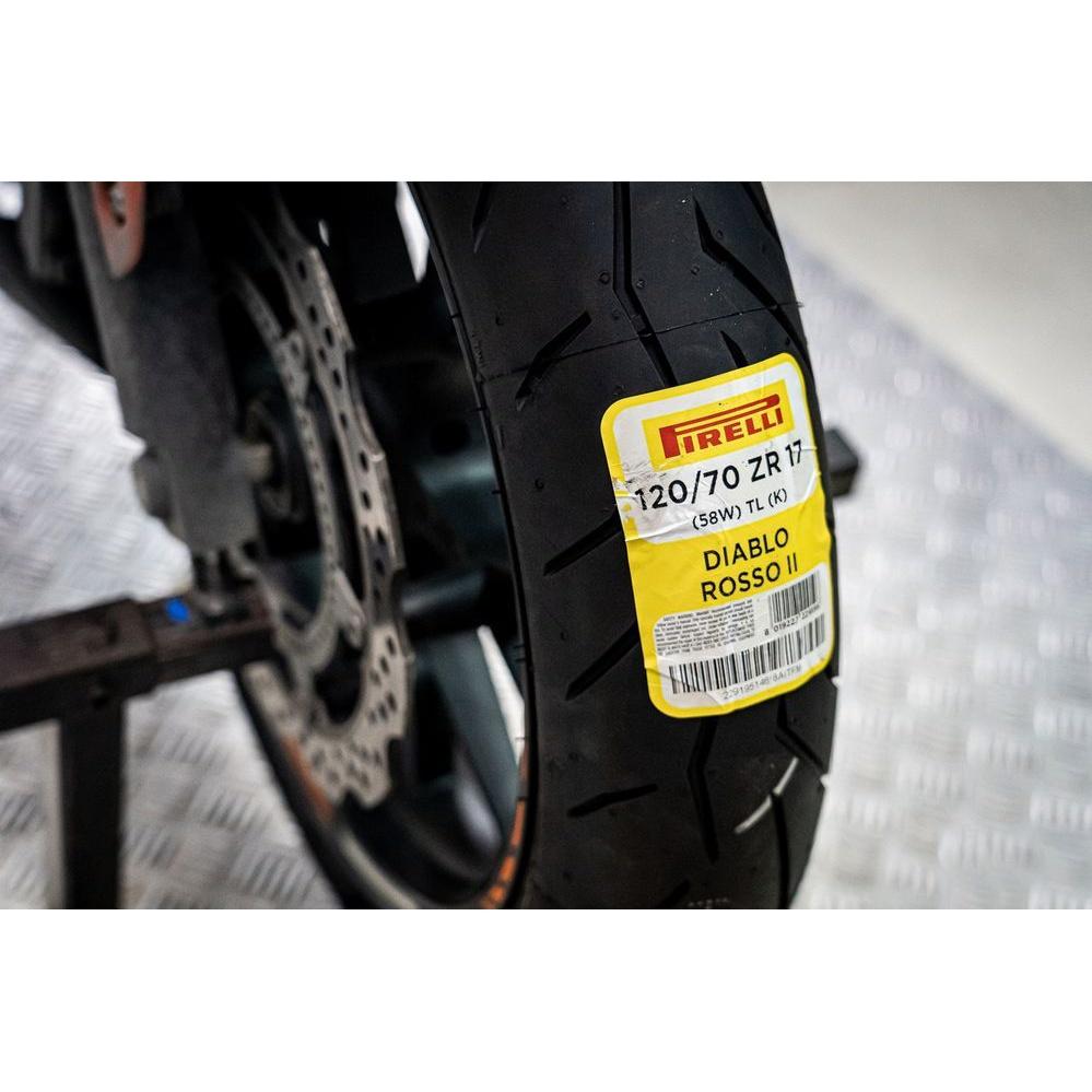 ยางนอก หน้า-หลัง Pirelli 120/70-ZR17 190/55-ZR17 ลาย Diablo Rosso ll