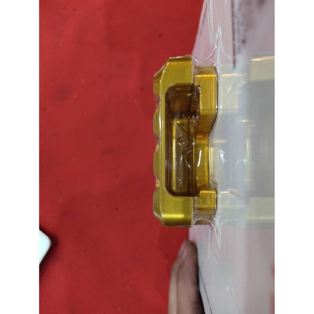 ครอบขาตั้งคู่  รุ่น ADV150 PCX18-19  SEMSPEED ตัวครอบขาตั้ง