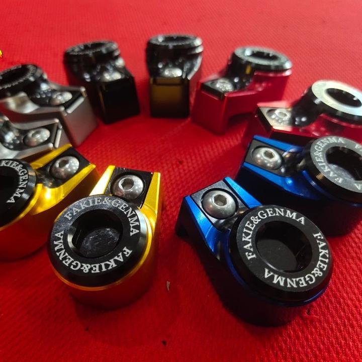 ตัวล๊อกกันขโมยโช๊ค FORZA300-350/X-MAX300/AEROX/PCX/DRONE แบรนFAKIE ฝาครอบน็อต โช๊คหลัง