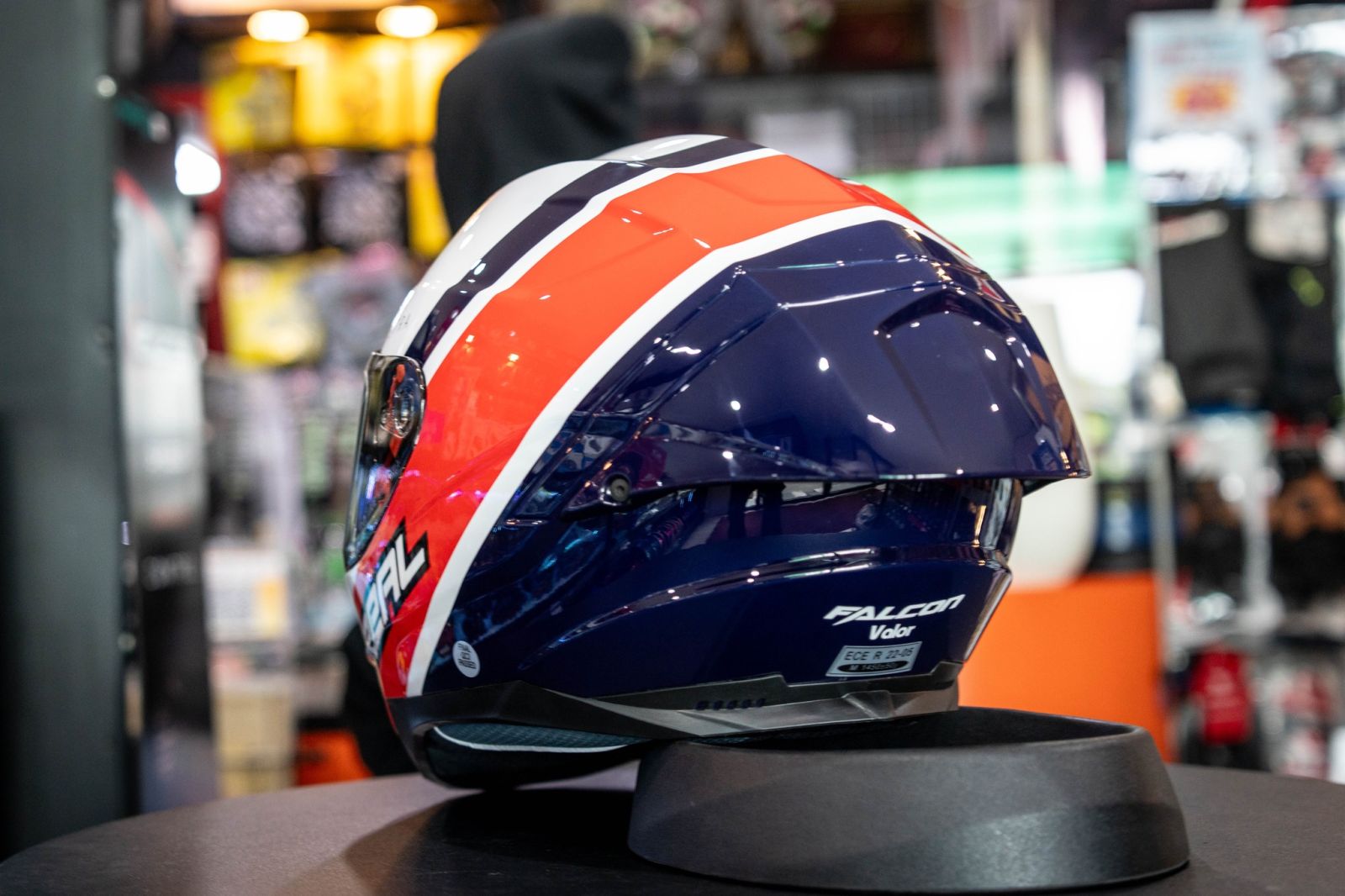 หมวกกันน็อค REAL FALCON Valor