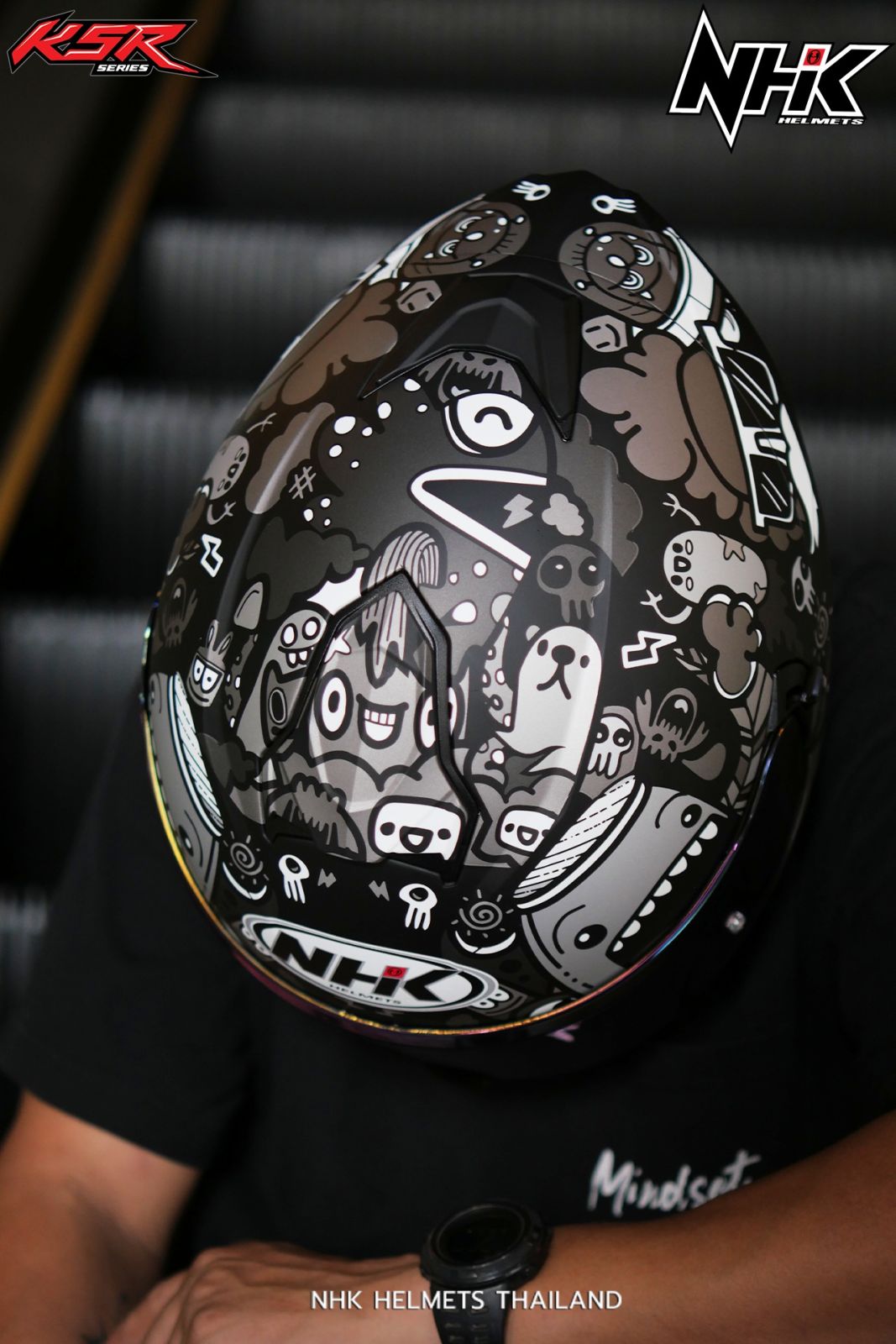 หมวกกันน็อค NHK K5R Doodles Black Doff
