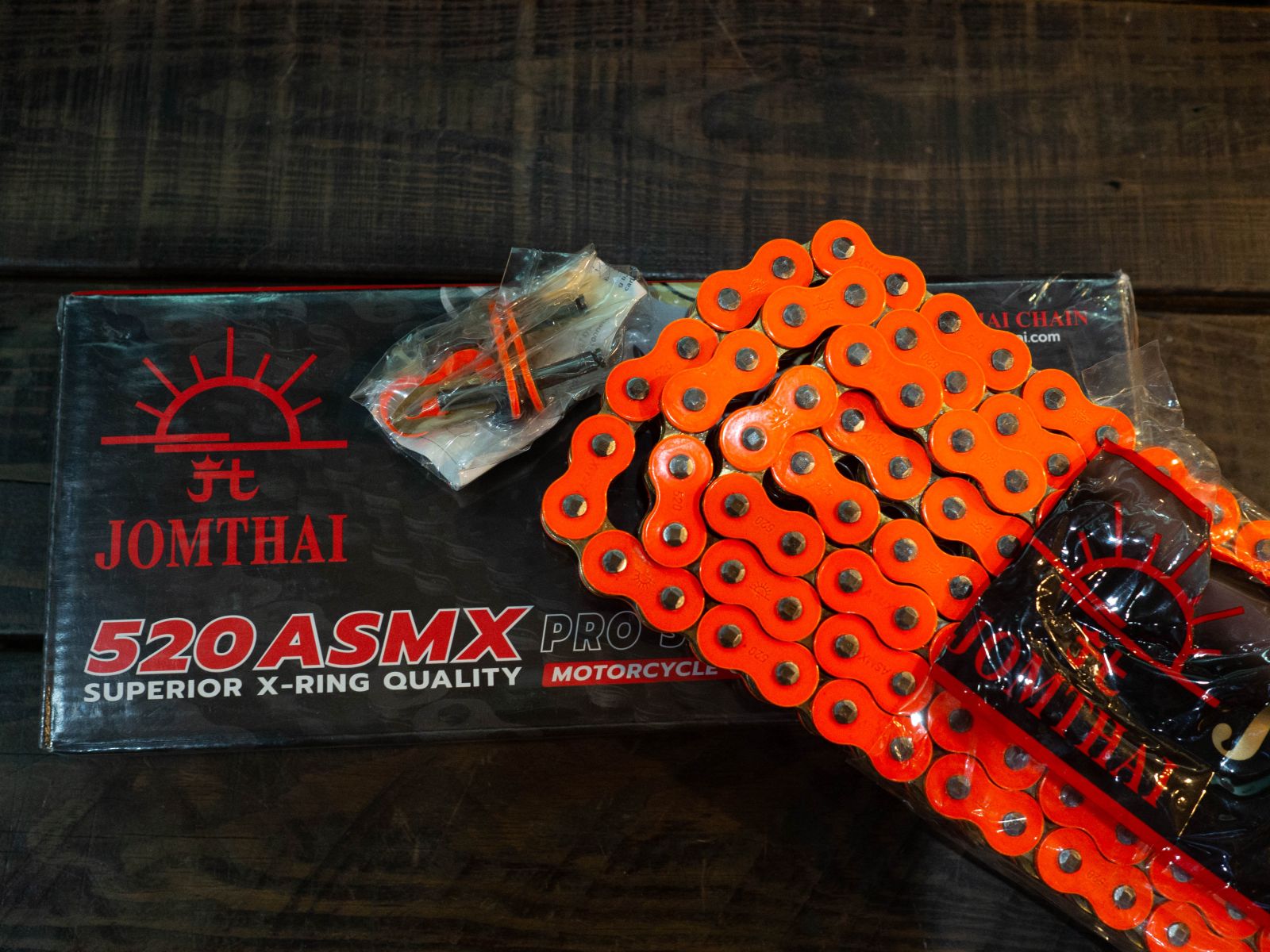 โซ่Jomthai 520ASMX X-Ring 120DL สีเขียว ส้ม แดง น้ำเงิน จอมไทย(พระอาทิตย์)
