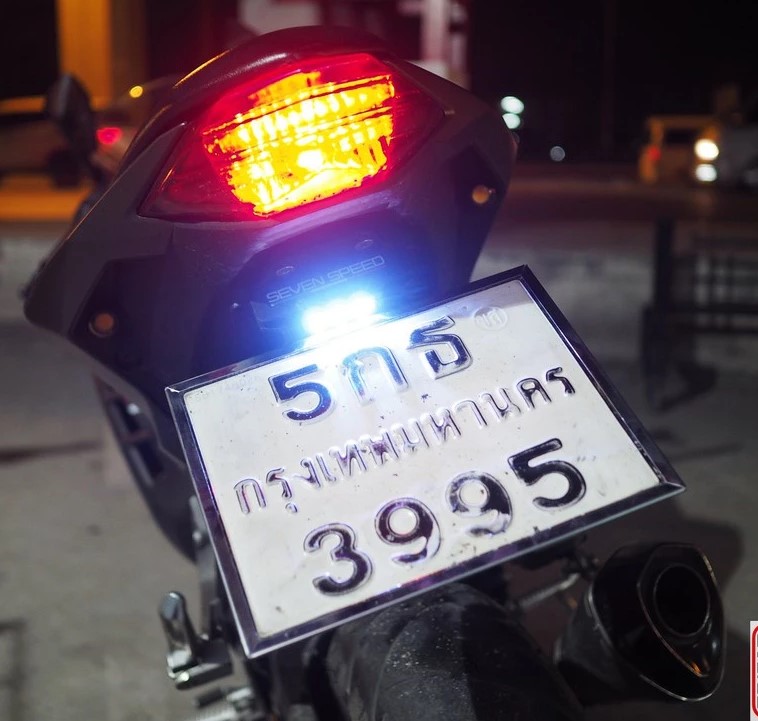 ท้ายสั้น แม่เหล็กพับได้ Z300/NINJA300 ไม่มีไฟLED / มีไฟLED