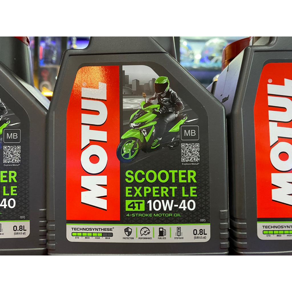 น้ำมันเครื่อง MOTUL Scooter Expert LE 10W40 ขนาด 0.8 ลิตร น้ำมันเครื่อง กึ่งสังเคราะห์