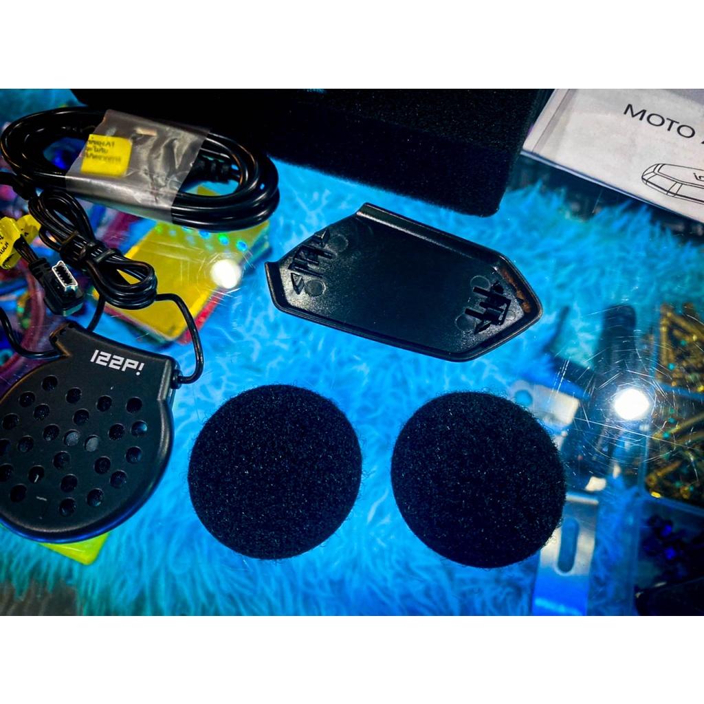 บลูทูธติดหมวก ID221 รุ่นMOTO A2  -รุ่นนี้มีไมค์ในตัวลำโพง -เสียงดี สะดวกต่อการใช้งาน -กันน้ำ -รับประกัน 1 ปี