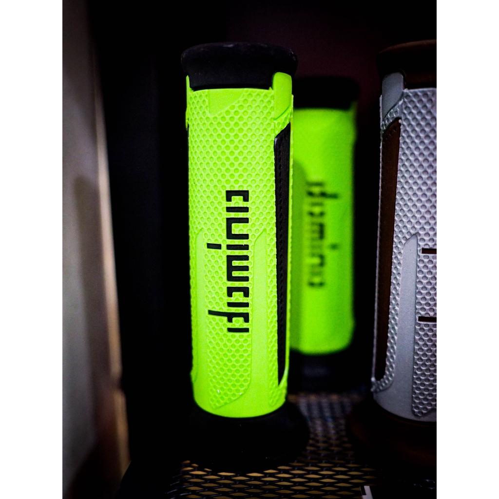 ปลอกแฮนด์ DOMINO A350 แท้ อิตาลี่ ใส่ได้ทุกรุ่น ใส่ตุ้มปลายแฮนด์ได้