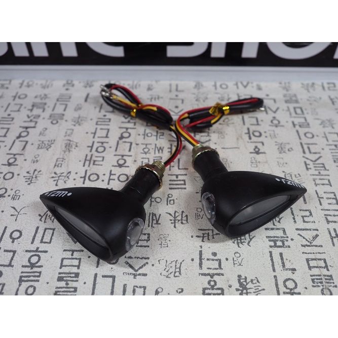A01 โล๊ะสต๊อก2022 ไฟเลี้ยว ทรงหยดน้ำ มีไฟหรี่ ใส่ได้ทุกรุ่น ใส่ได้ทั้งหน้า-หลัง RZM F.50