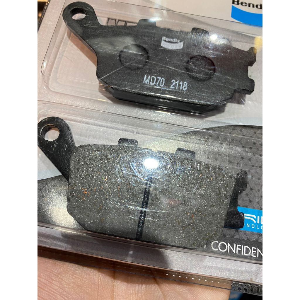33. ผ้าเบรคหลัง BENDIX MD70 ใส่รถรุ่น Z650/ NINJA 650 (ปี 2016+)/ VERSYS (ปี 2015+)/  X-ADV Aficatwin CRF1000