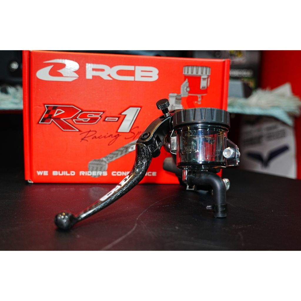 ปั้มเบรค ก้านคาร์บอนแท้ RCB รุ่น Rs1 เบอร์ 17mm. ซ้าย/ขวา  กระปุกน้ำมันใหญ่กว่าเดิม ปั้มบน Racingboy R/L