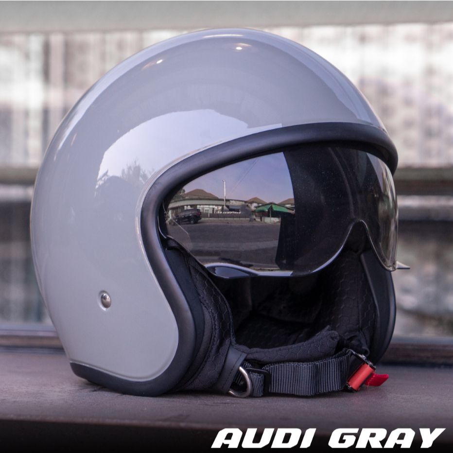 AUDI GRAY