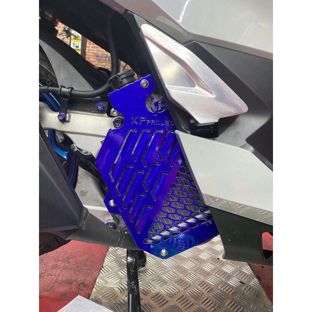 การ์ดหม้อน้ำ KP Project สแตนเลส 304 แท้ ทำสีพาวเดอร์โค้ท เลือกสีได้ สำหรับ PCX160/CLICK160/ADV160/LEAD/GIORNO