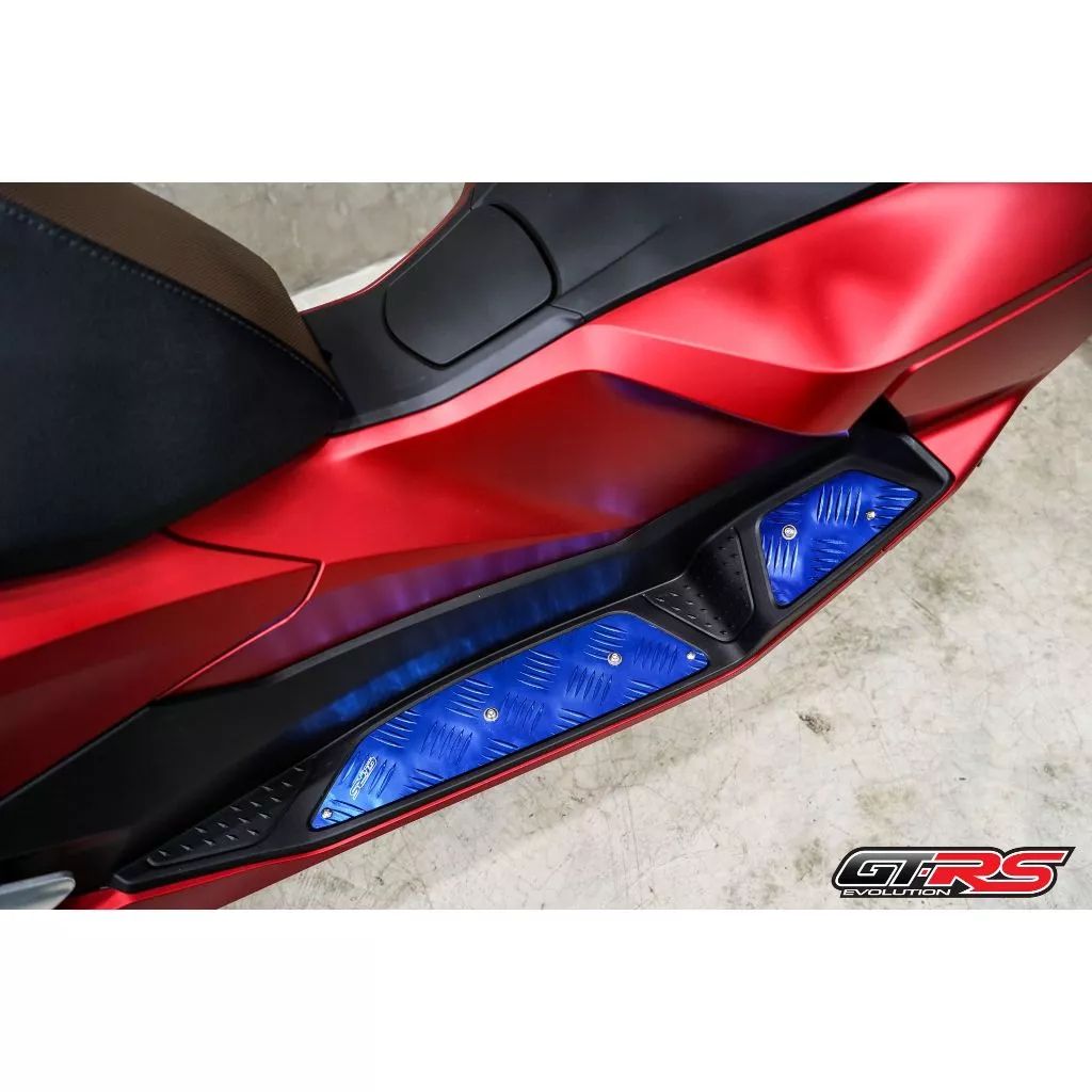 **แผ่นรองพื้น (มีเนียม) ลาย5ขีด GTRS PCX-160 NEW ปี 2025 มีสีให้เลือก(0591)