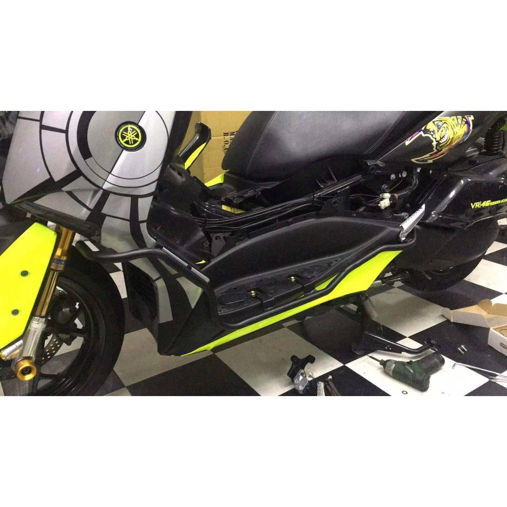 แคชบาร์ Xmax300 ที่ยึดไฟสปร์ตไลท์ กันล้มข้าง X-MAX semspeed