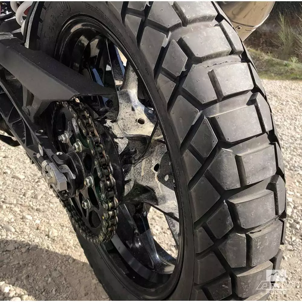 ยางรถคอนติเนนทอล (Continental) ContiTKC70/TKC70 Rocks  ทำให้การขับขี่นุ่มนวล